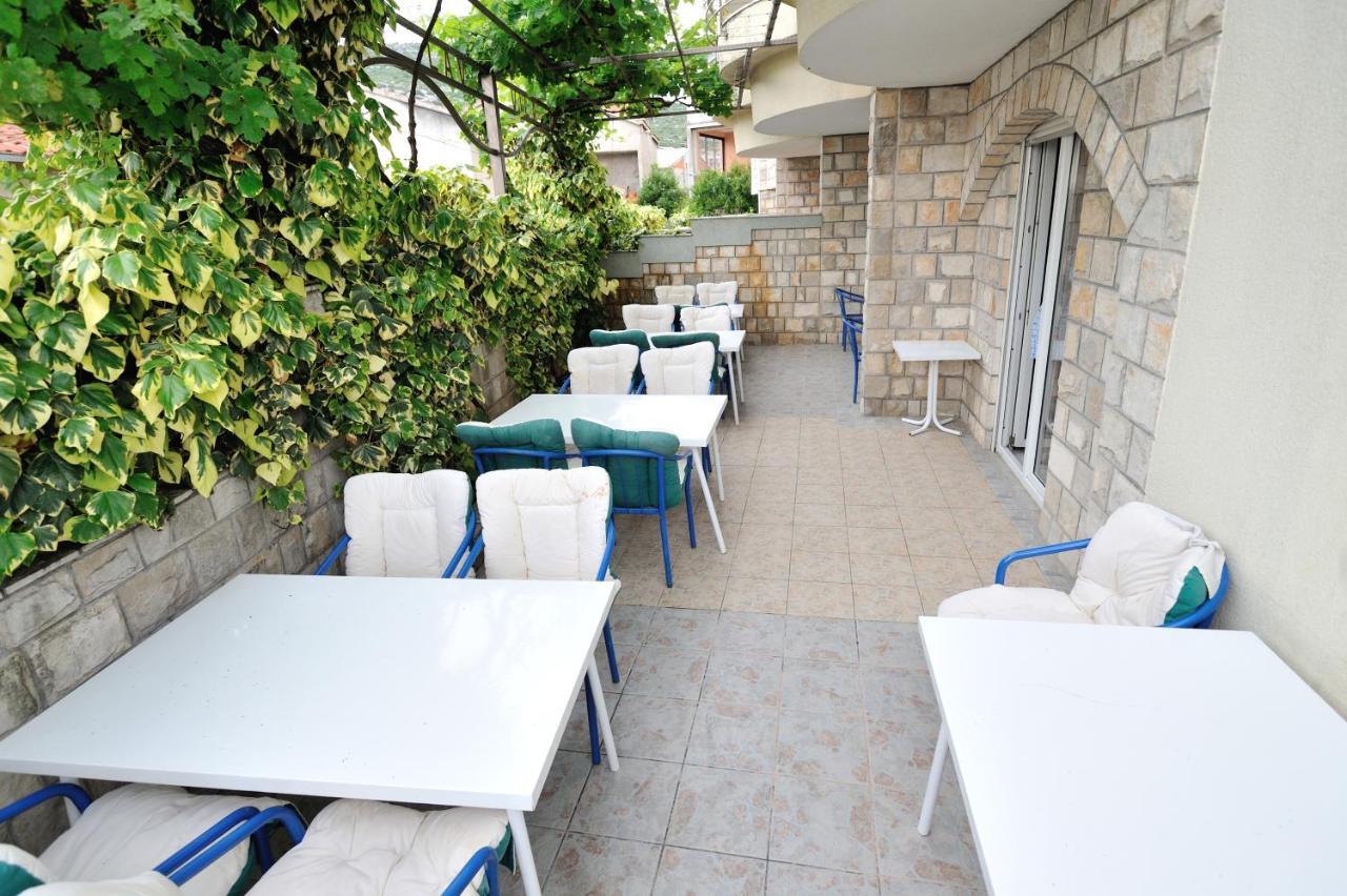 Hotel Lav Neum Exterior photo