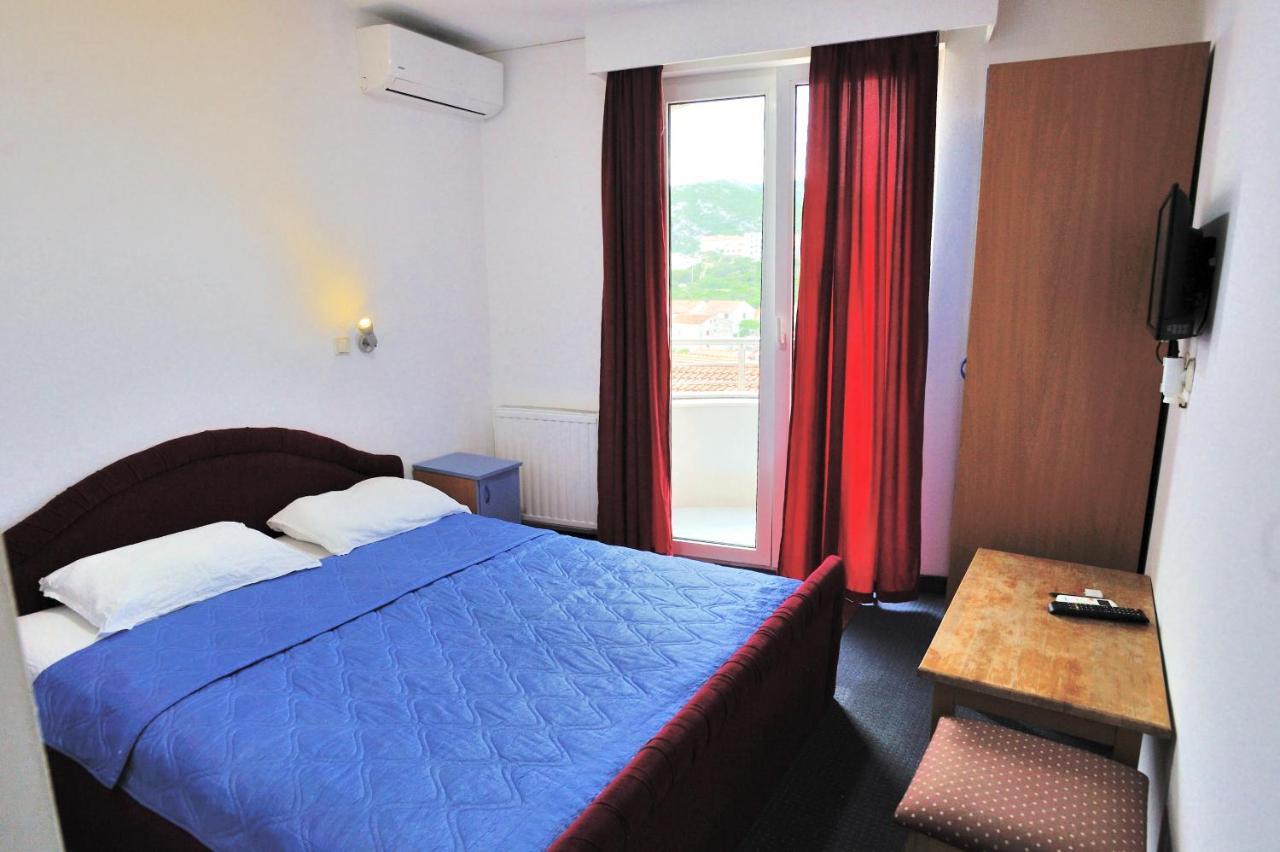 Hotel Lav Neum Exterior photo
