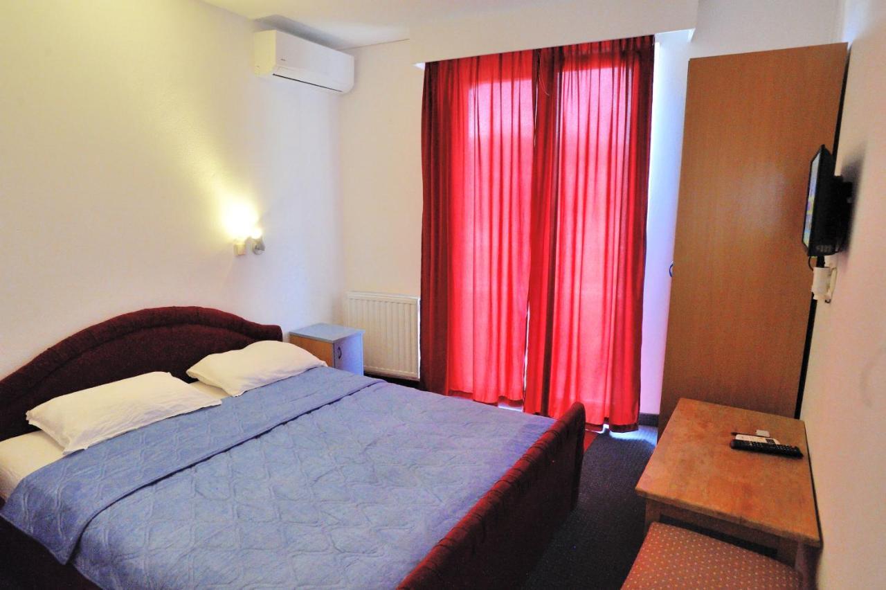 Hotel Lav Neum Exterior photo