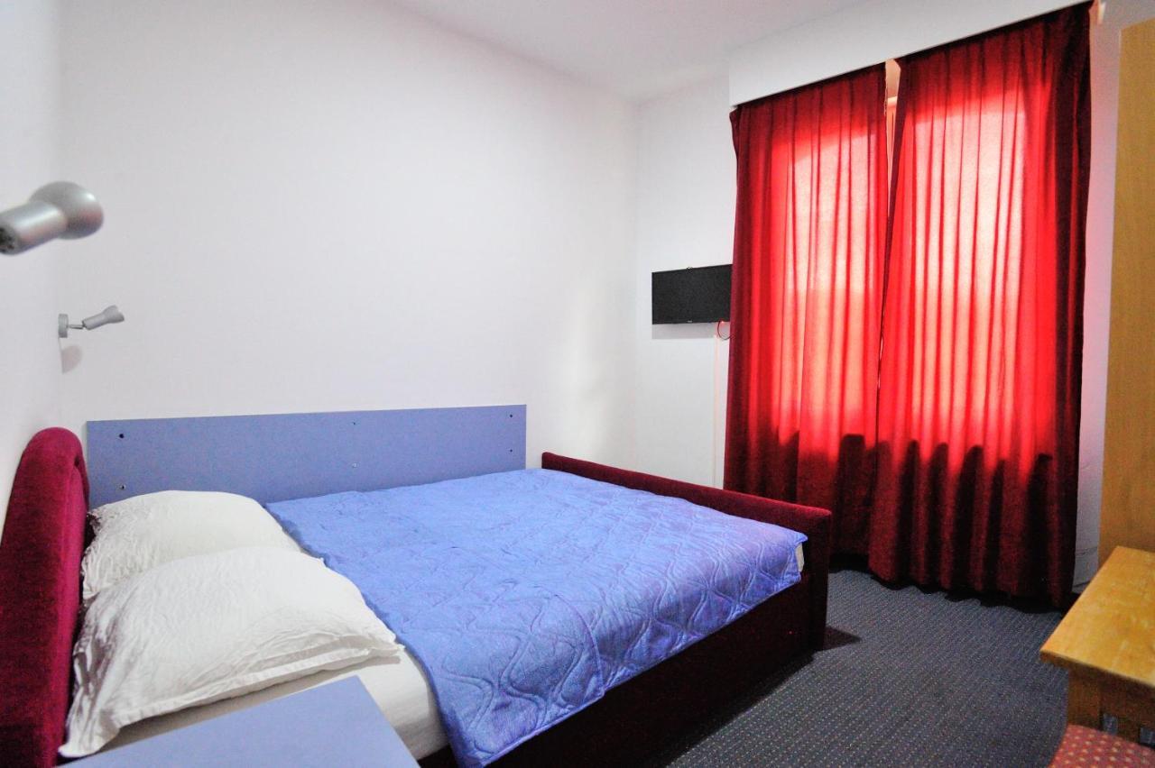 Hotel Lav Neum Exterior photo
