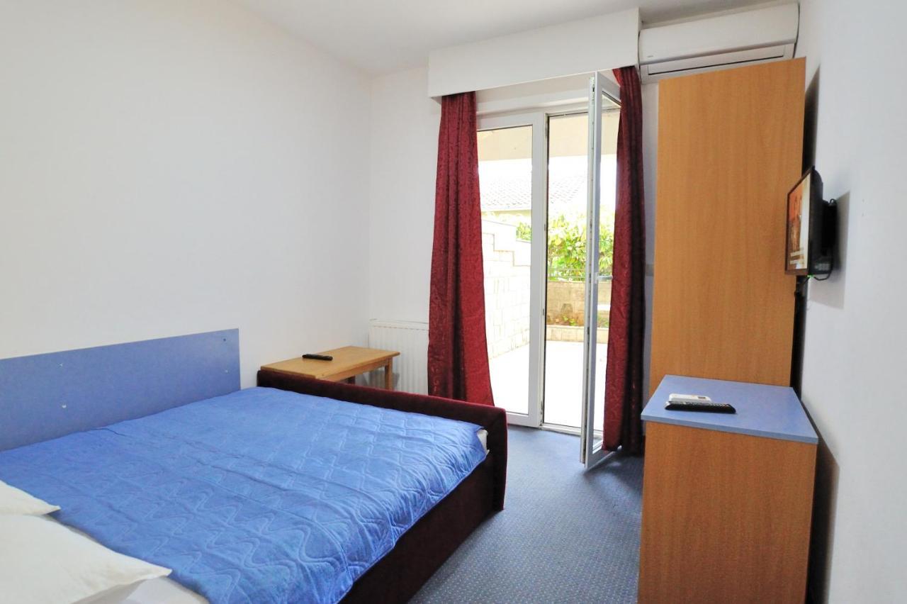 Hotel Lav Neum Exterior photo