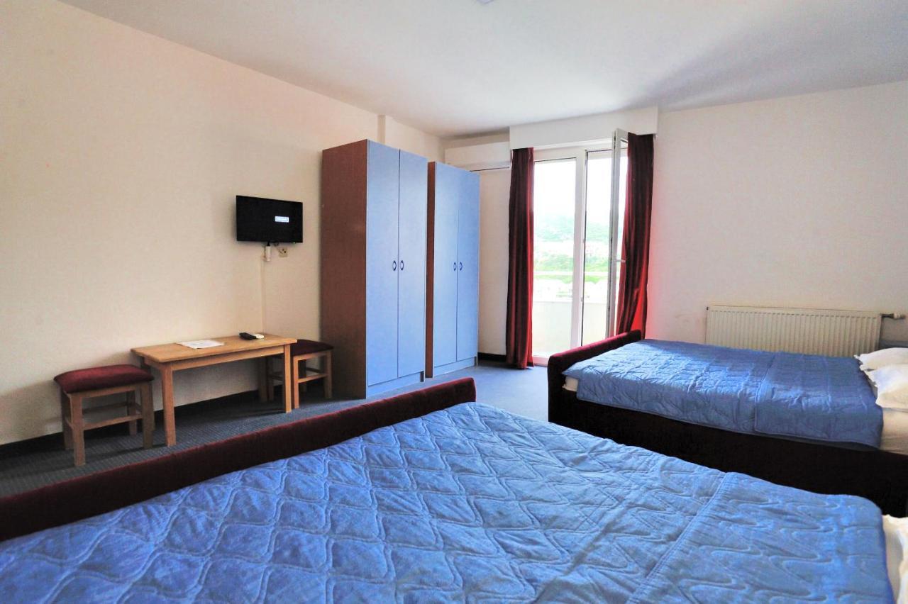 Hotel Lav Neum Exterior photo
