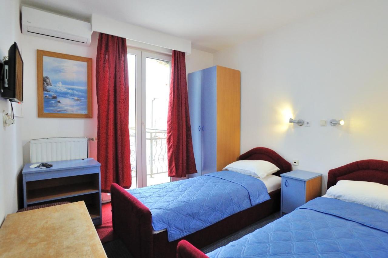 Hotel Lav Neum Exterior photo