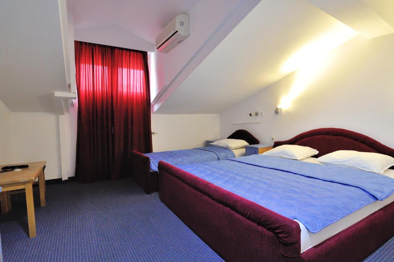 Hotel Lav Neum Exterior photo