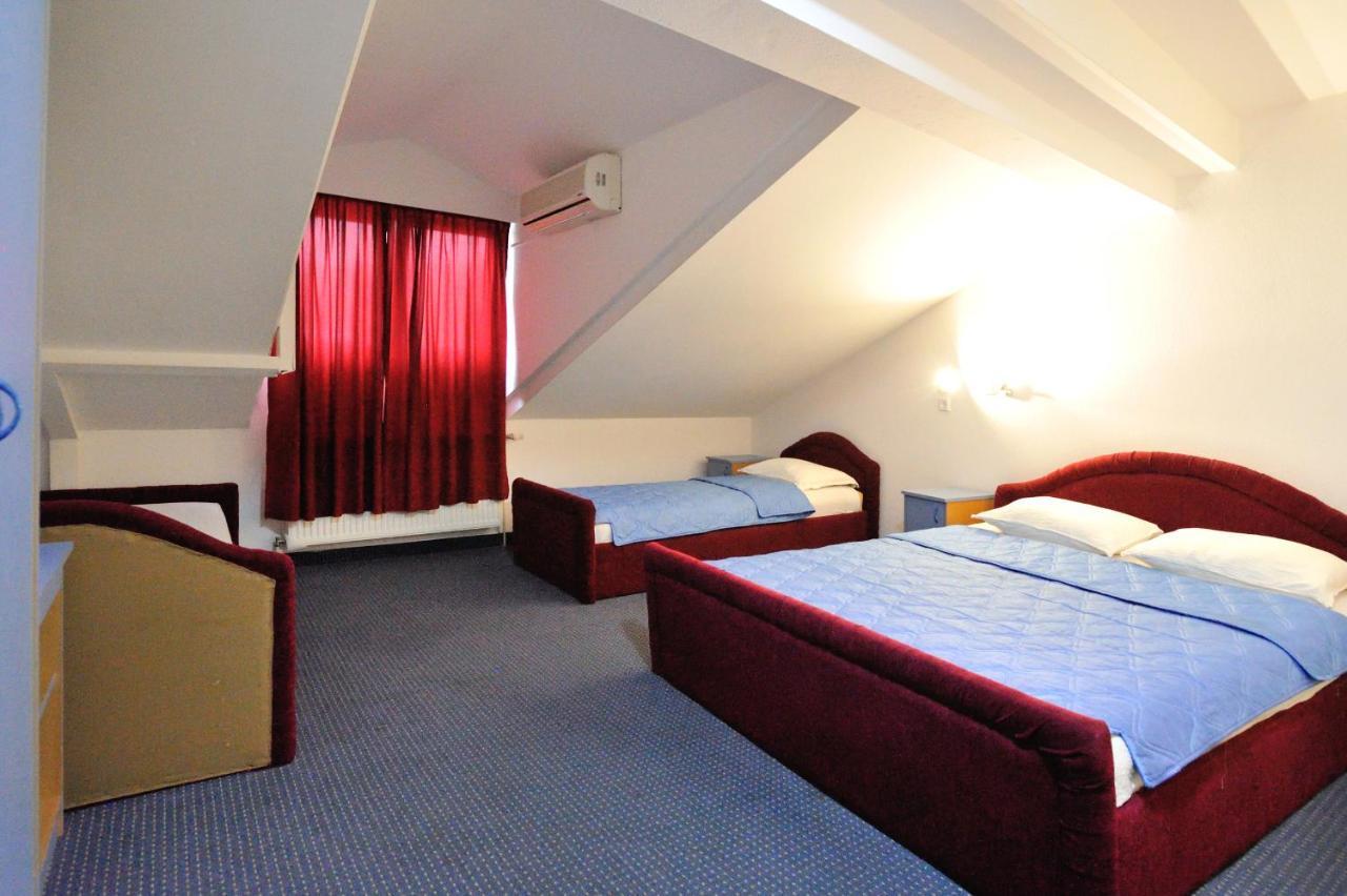 Hotel Lav Neum Exterior photo