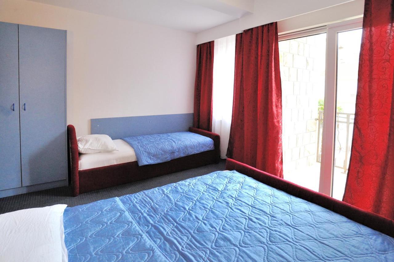 Hotel Lav Neum Exterior photo