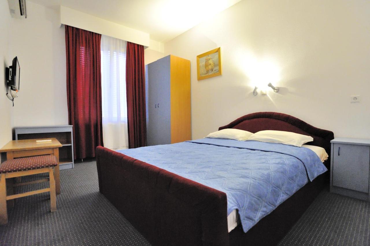 Hotel Lav Neum Exterior photo