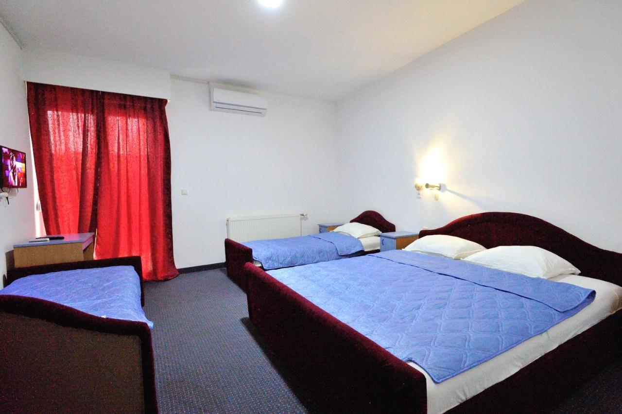 Hotel Lav Neum Exterior photo