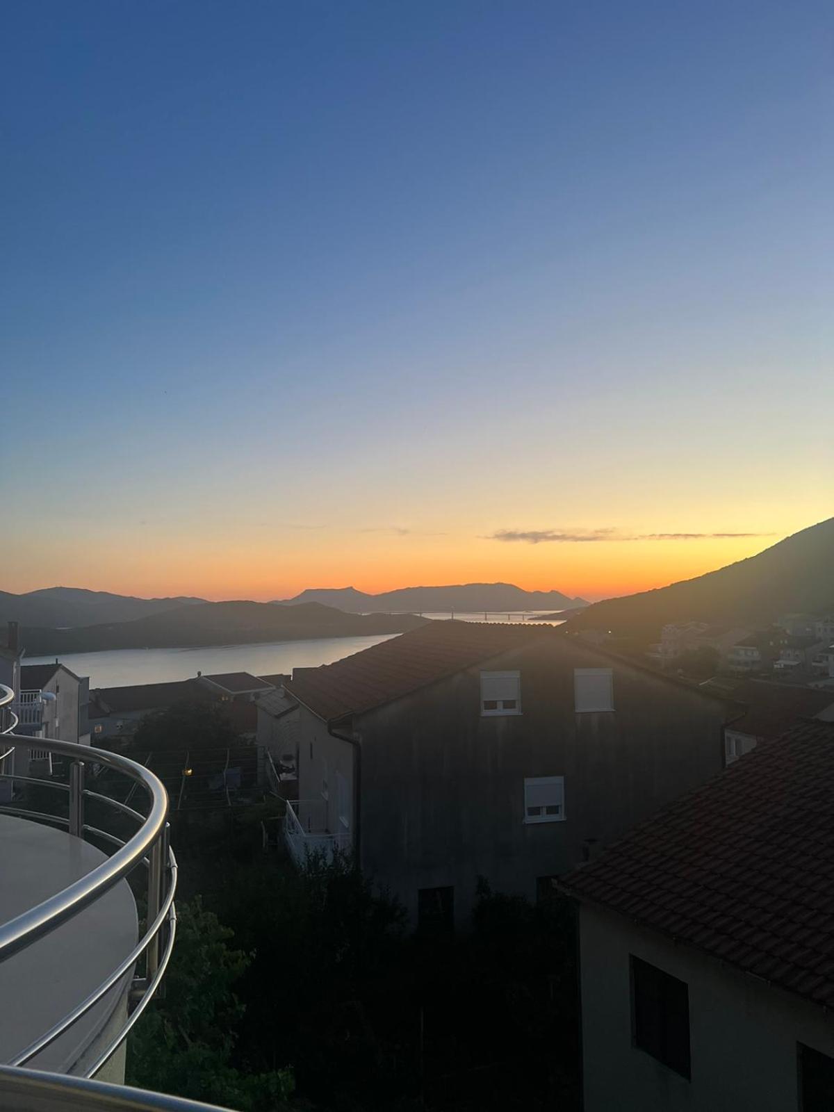 Hotel Lav Neum Exterior photo